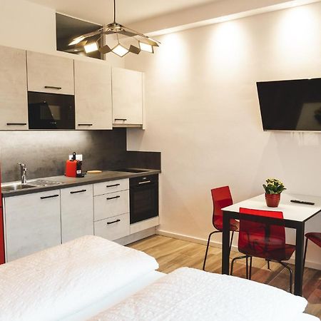 Studio-Appartment - Hotel Lux Merano Exterior photo