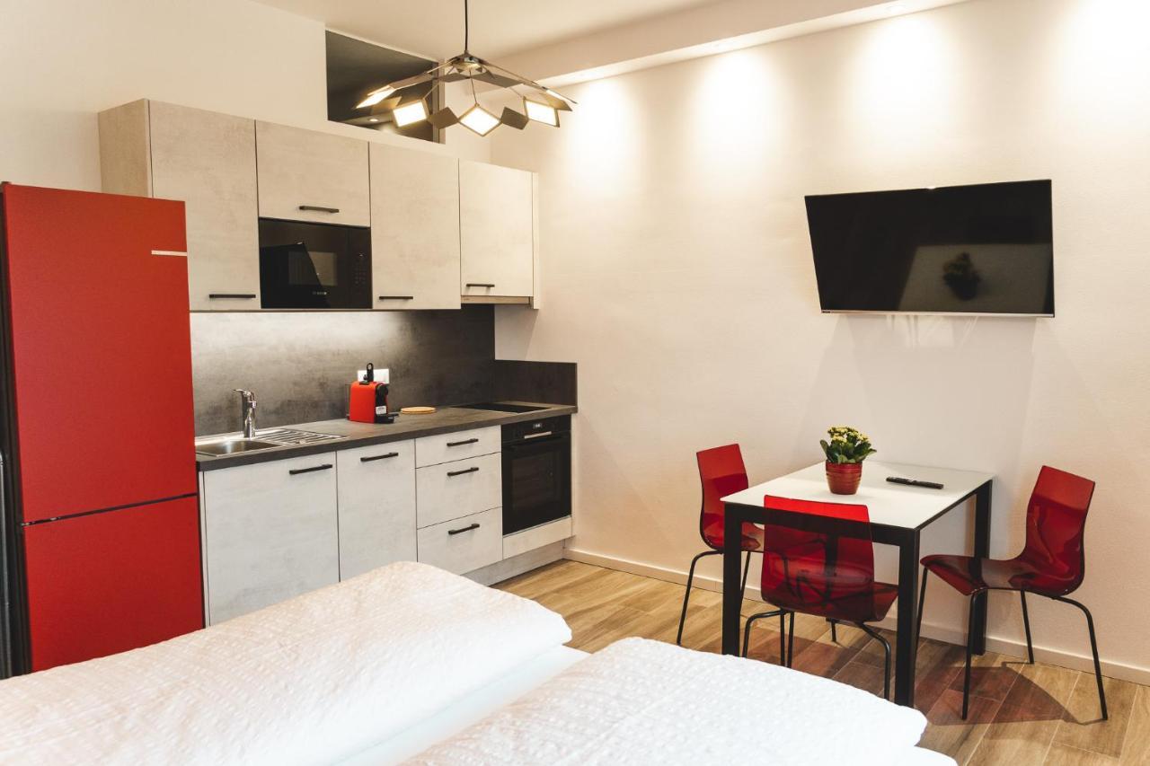 Studio-Appartment - Hotel Lux Merano Exterior photo